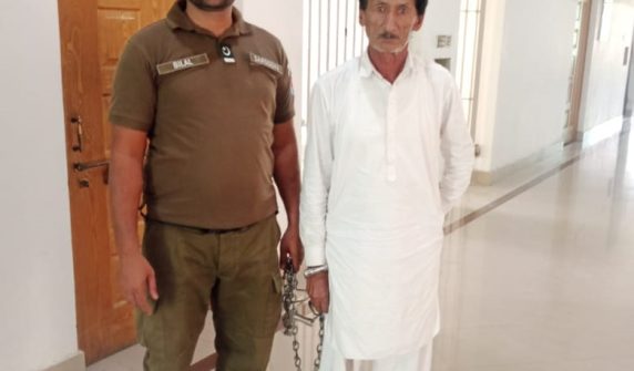 اینٹی کرپشن سرگودھا ٹیم کی کارروائی کے دوران ضلعدار محمد افضل کنگرہ گرفتار